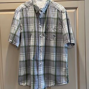 Like new Eddie Bauer button-down short sleeve plaid shirt size XL tall